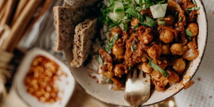 ¿Cuáles son las ventajas de una dieta vegana versus una dieta omnívora?